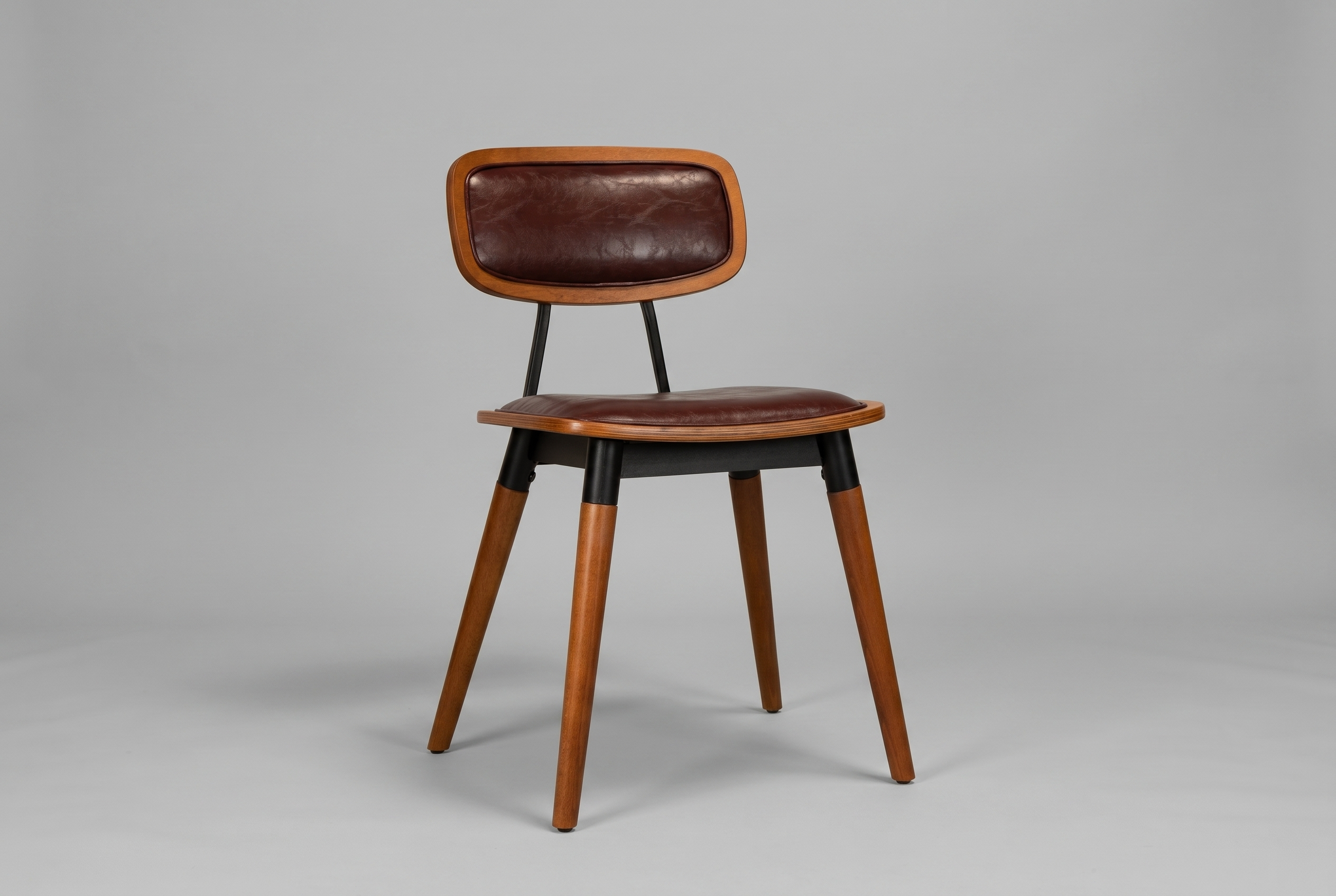 Chaise de restaurant Bistro Vintage en similicuir vert, noir ou bordeaux